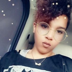 Meet your Posher, Jasmine